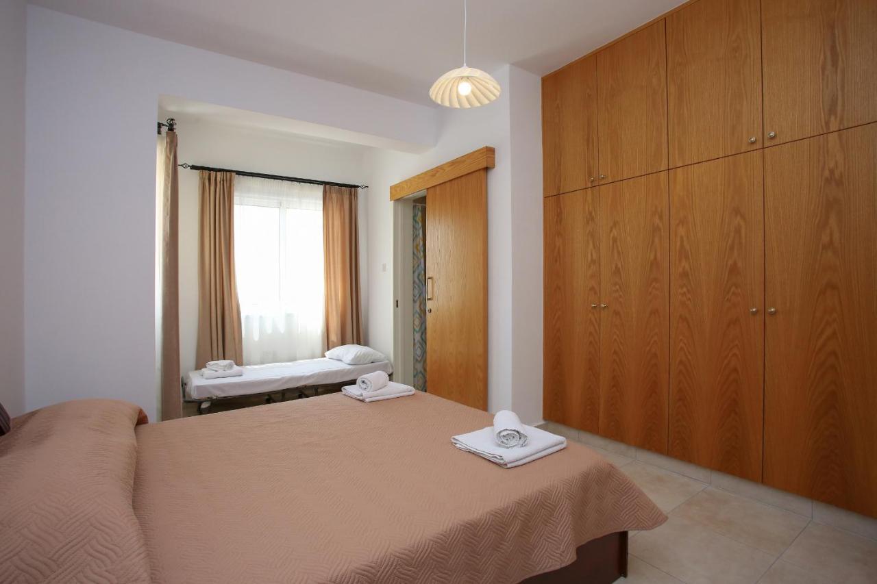 Star House Villa Paphos Eksteriør bilde