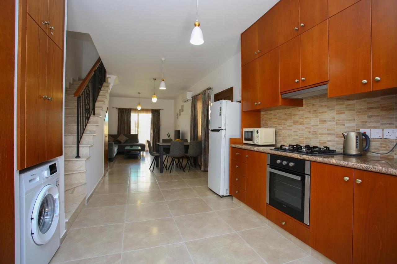 Star House Villa Paphos Eksteriør bilde